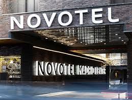 هتل Novotel Center